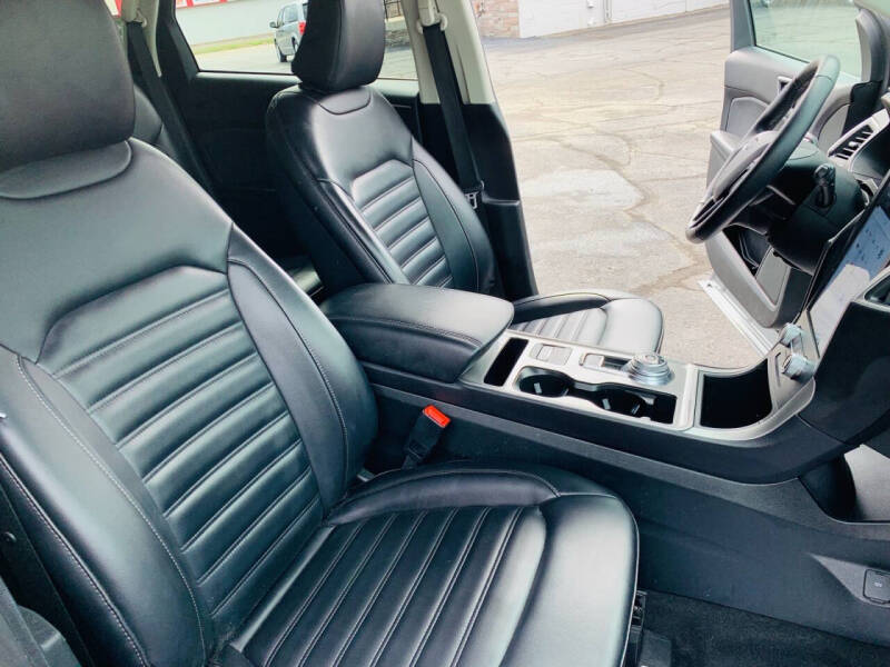 2021 Ford Edge SEL