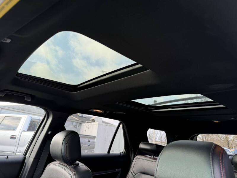 2016 Ford Explorer Sport