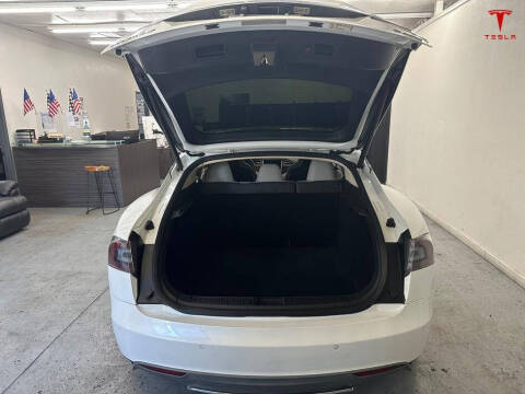 2014 Tesla Model S P85D