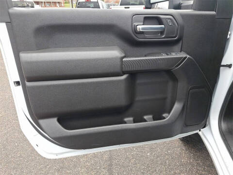 2024 GMC Sierra 2500HD Pro