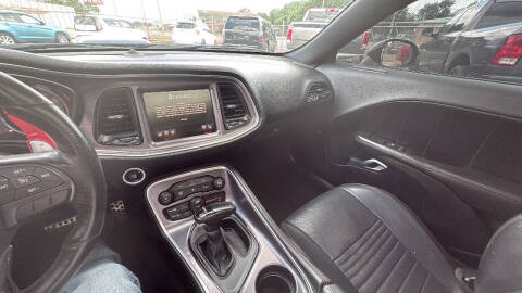 2015 Dodge Challenger R/T Plus Shaker