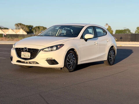 2016 Mazda MAZDA3 i Sport
