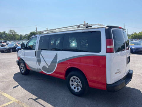 2013 Chevrolet Express LS 1500