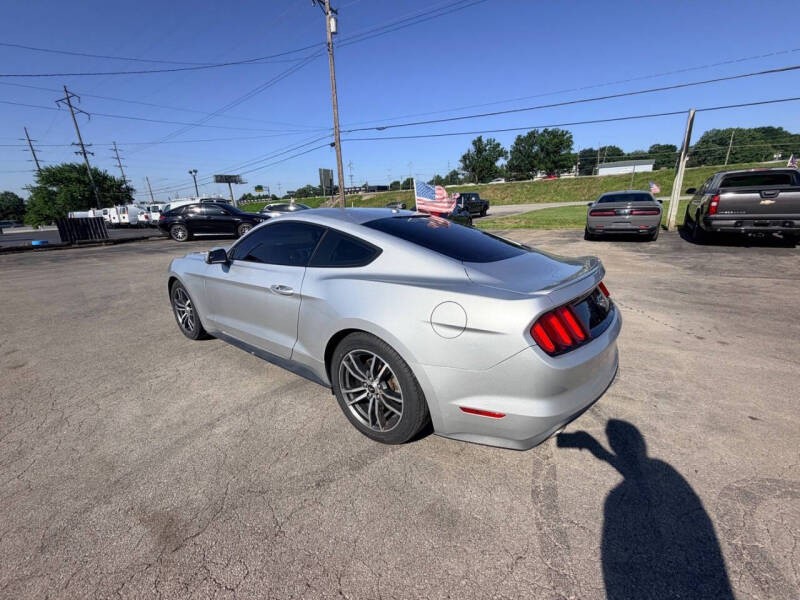 2017 Ford Mustang EcoBoost Premium