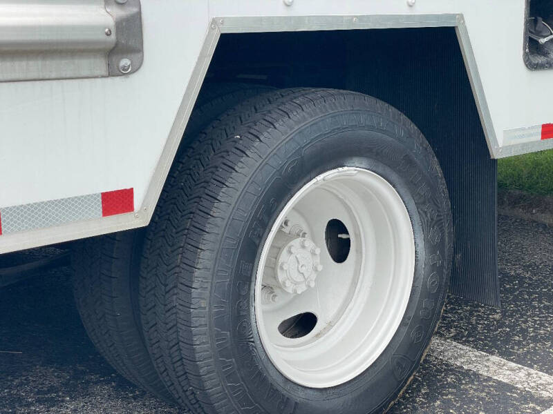 2019 Ford E-Series