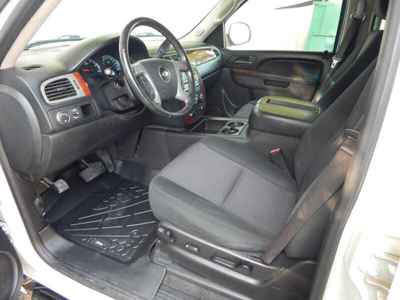 2013 Chevrolet Suburban LS