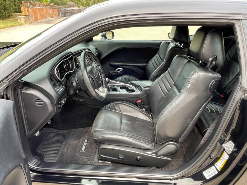 2015 Dodge Challenger SRT 392