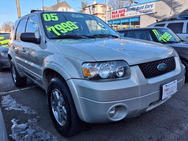 2005 Ford Escape for sale at M & R Auto Sales INC. in North Plainfield NJ