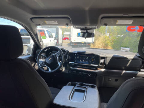 2025 Chevrolet Silverado 1500