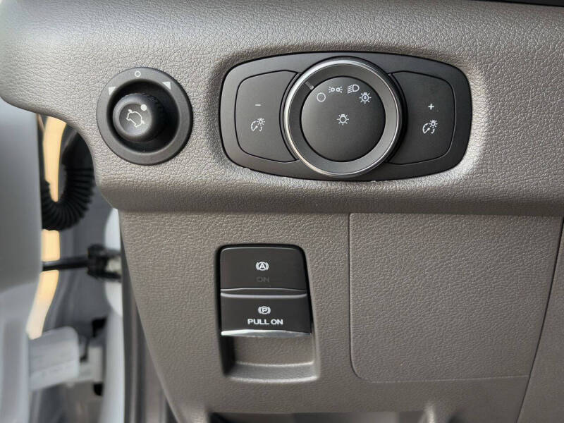 2025 Ford Transit 250