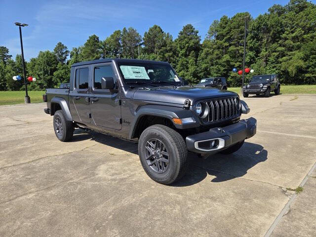 2025 Jeep Gladiator Sport S