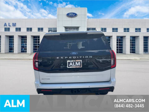 2025 Ford Expedition Active