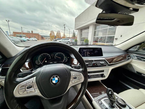 2016 BMW 7 Series 750i xDrive