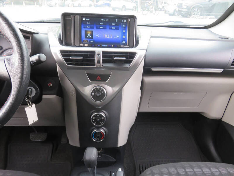 2014 Scion iQ