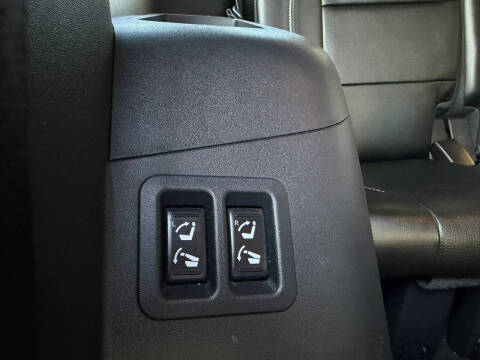 2012 Nissan Armada SL