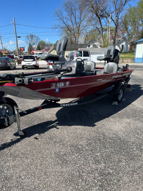 2019 Tracker PRO 160