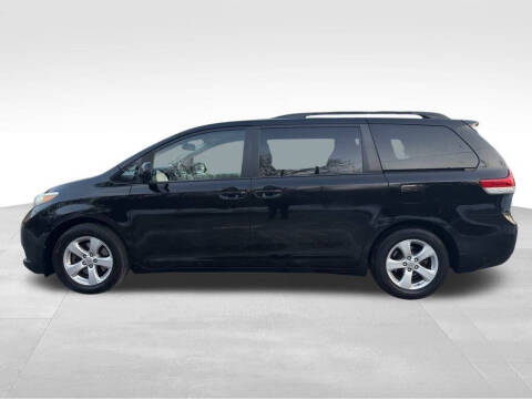 2012 Toyota Sienna