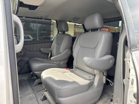 2005 Toyota Sienna