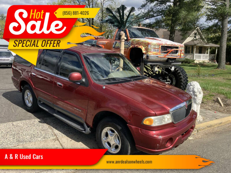 1999 Lincoln Navigator Base