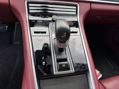 2017 Porsche Panamera Turbo