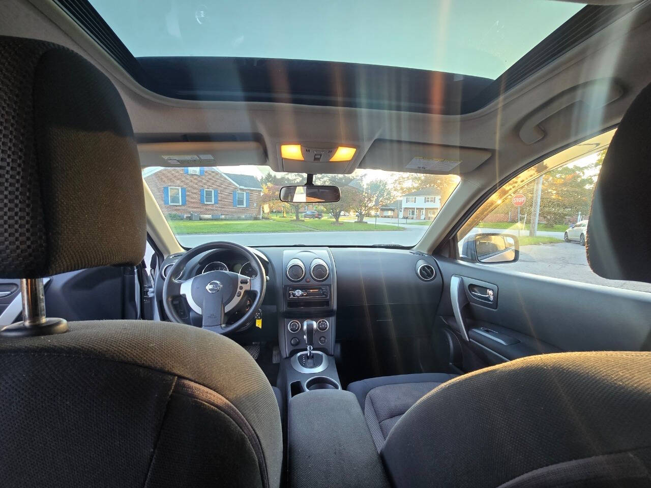 2008 Nissan Rogue for sale at QUEENSGATE AUTO SALES in York, PA