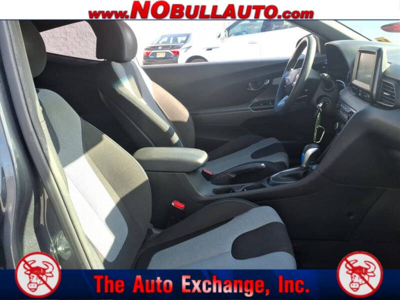 2020 Hyundai Veloster 2.0L