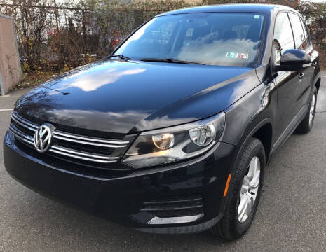2012 Volkswagen Tiguan for sale at MAGIC AUTO SALES in Little Ferry NJ