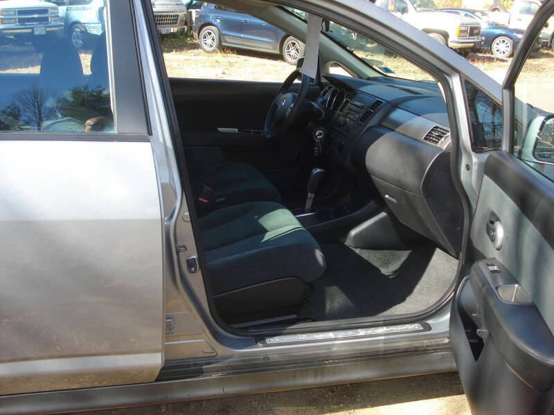 2012 Nissan Versa 1.8 S