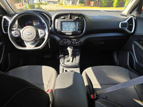 2020 Kia Soul GT-Line