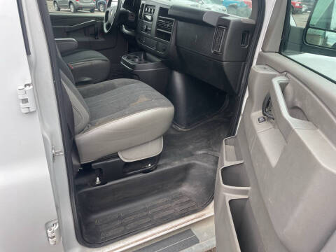 2020 Chevrolet Express 2500