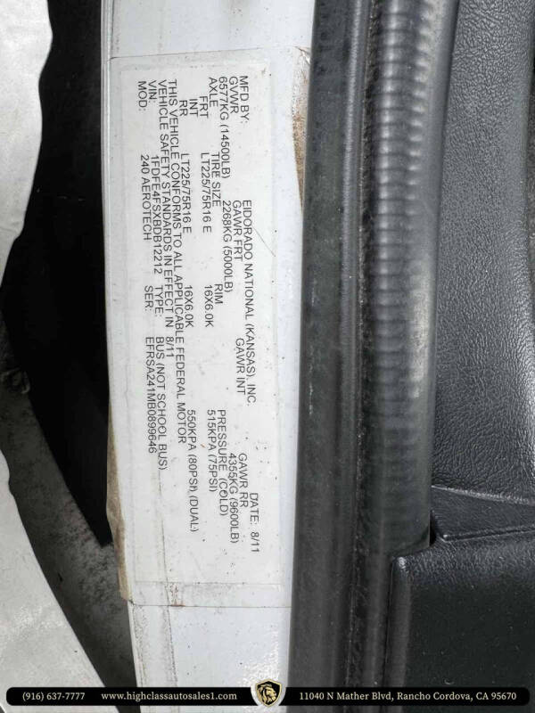 2011 Ford E-Series E-450 SD