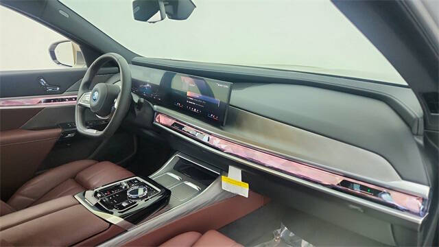 2025 BMW i7 eDrive50