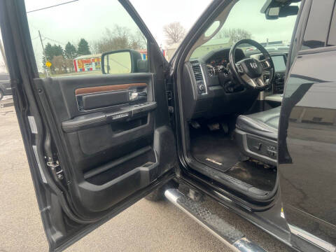 2017 RAM 1500 Laramie