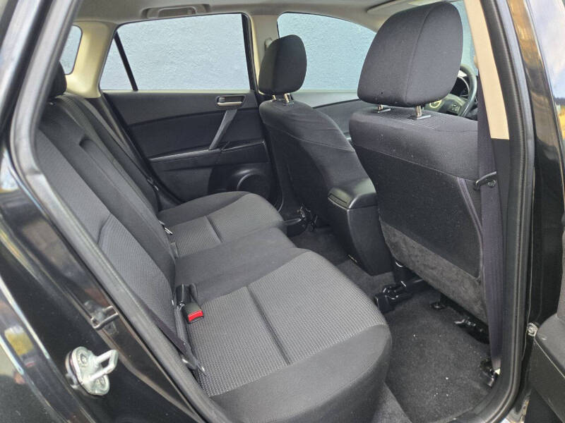2012 Mazda MAZDA3 i Touring