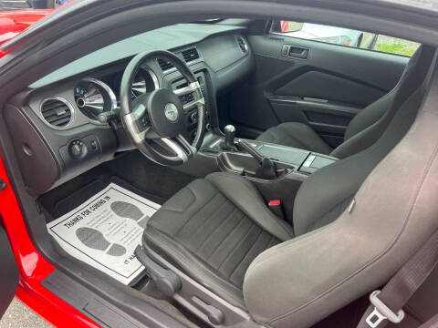 2014 Ford Mustang V6