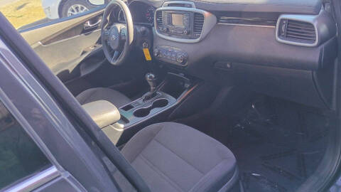 2016 Kia Sorento LX