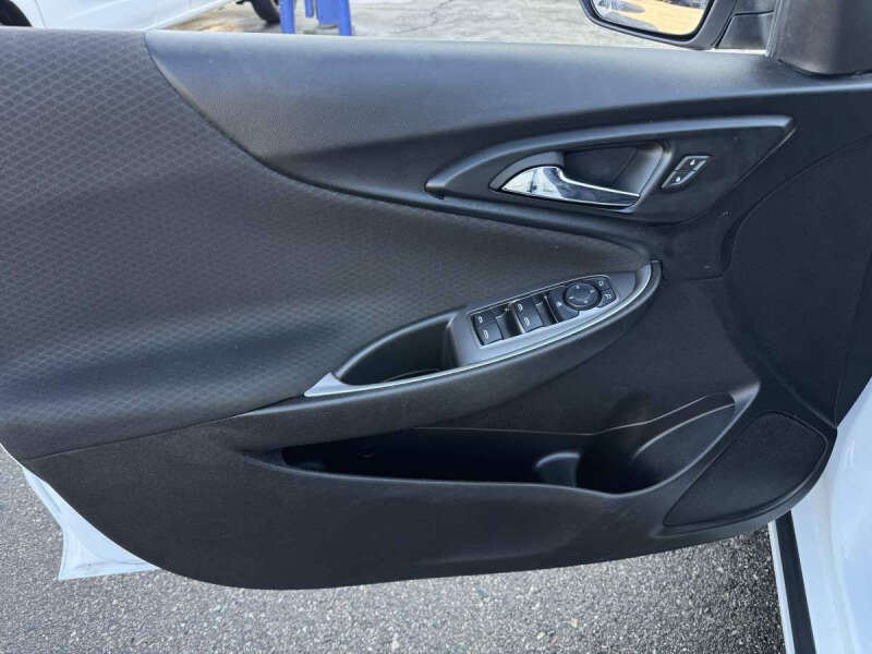 2022 Chevrolet Malibu LS