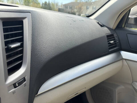 2012 Subaru Outback 2.5i