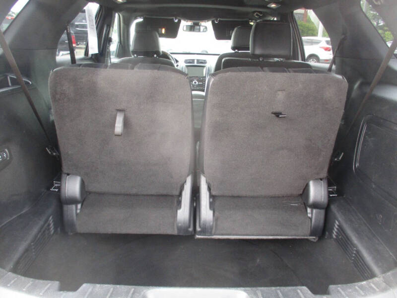 2017 Ford Explorer Platinum