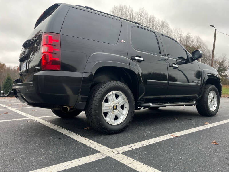 2008 Chevrolet Tahoe LS photo 11