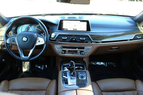 2016 BMW 7 Series 750i xDrive