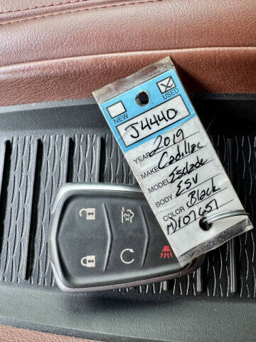 2019 Cadillac Escalade ESV Premium Luxury