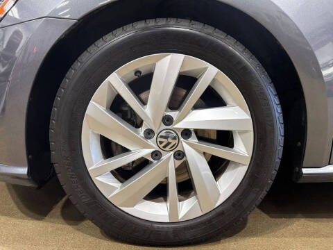 2018 Volkswagen Passat