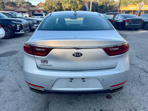2017 Kia Cadenza Limited