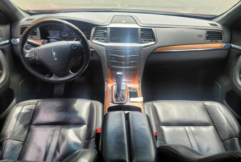 2014 Lincoln MKS