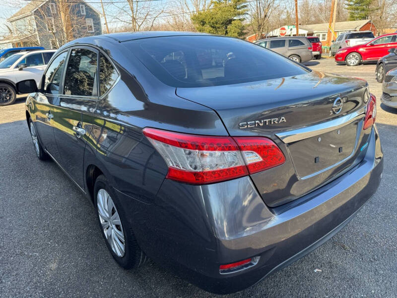 2015 Nissan Sentra S photo 7