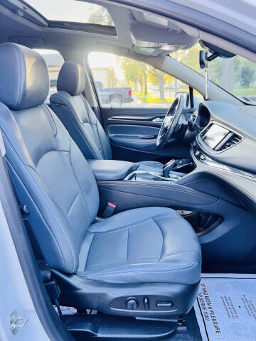 2021 Buick Enclave Essence