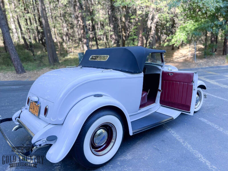 1932 Ford Model 18
