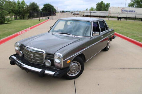 1976 Mercedes-Benz 300-Class