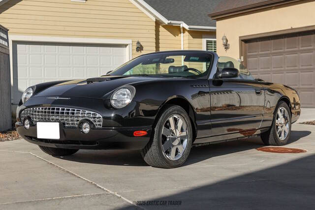 2002 Ford Thunderbird Deluxe